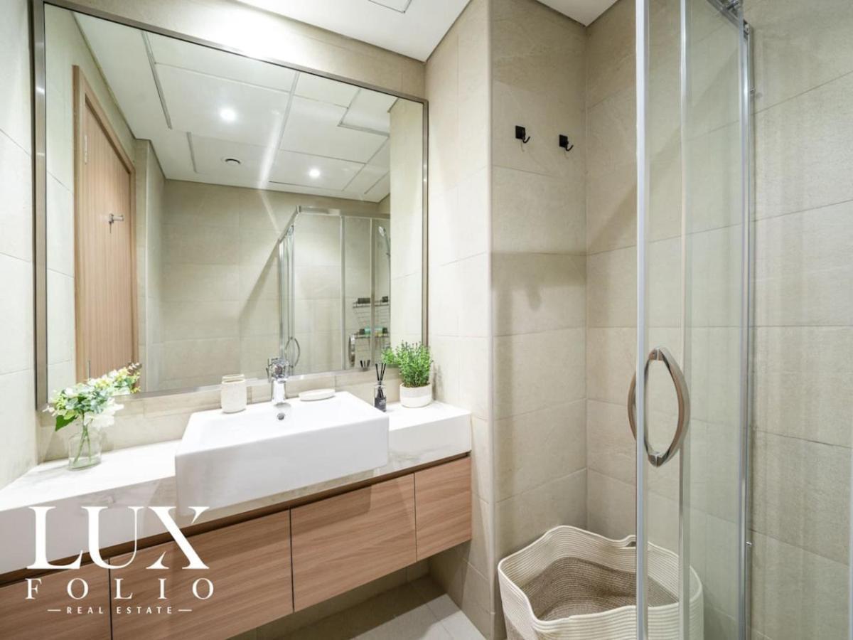 Chic 1 Bed Meydan Escape With A Pool View *