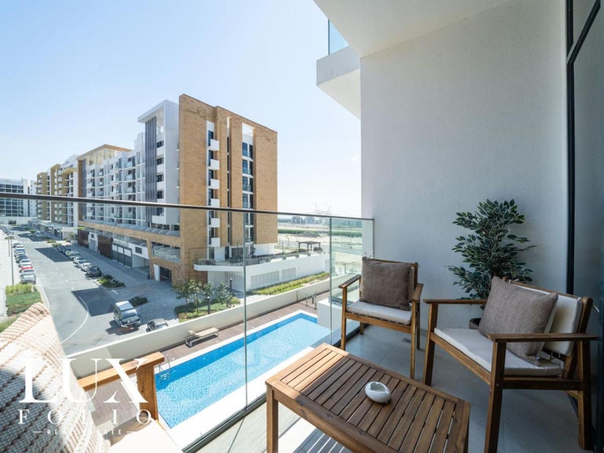 Chic 1 Bed Meydan Escape With A Pool View *